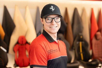 Staff member Jack Lang from ID_581fab