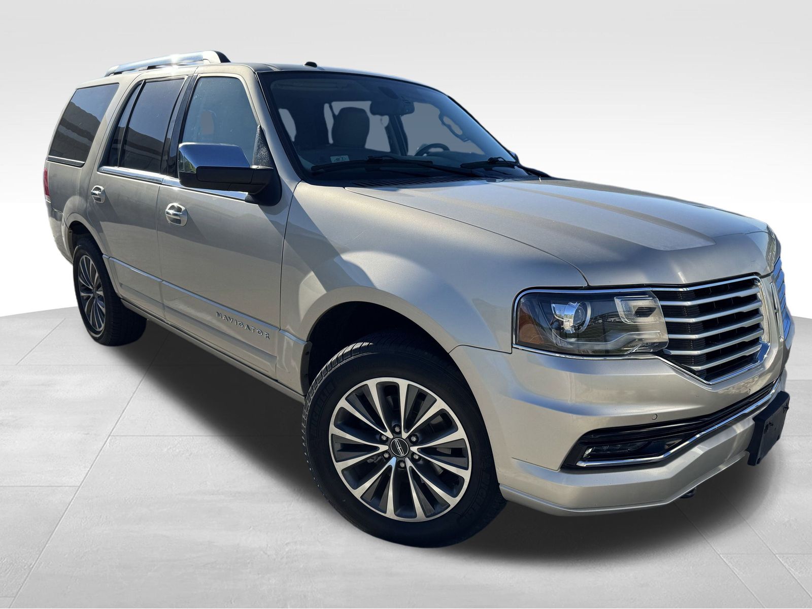Used 2017 Lincoln Navigator Select with VIN 5LMJJ2JT5HEL03403 for sale in Omaha, NE