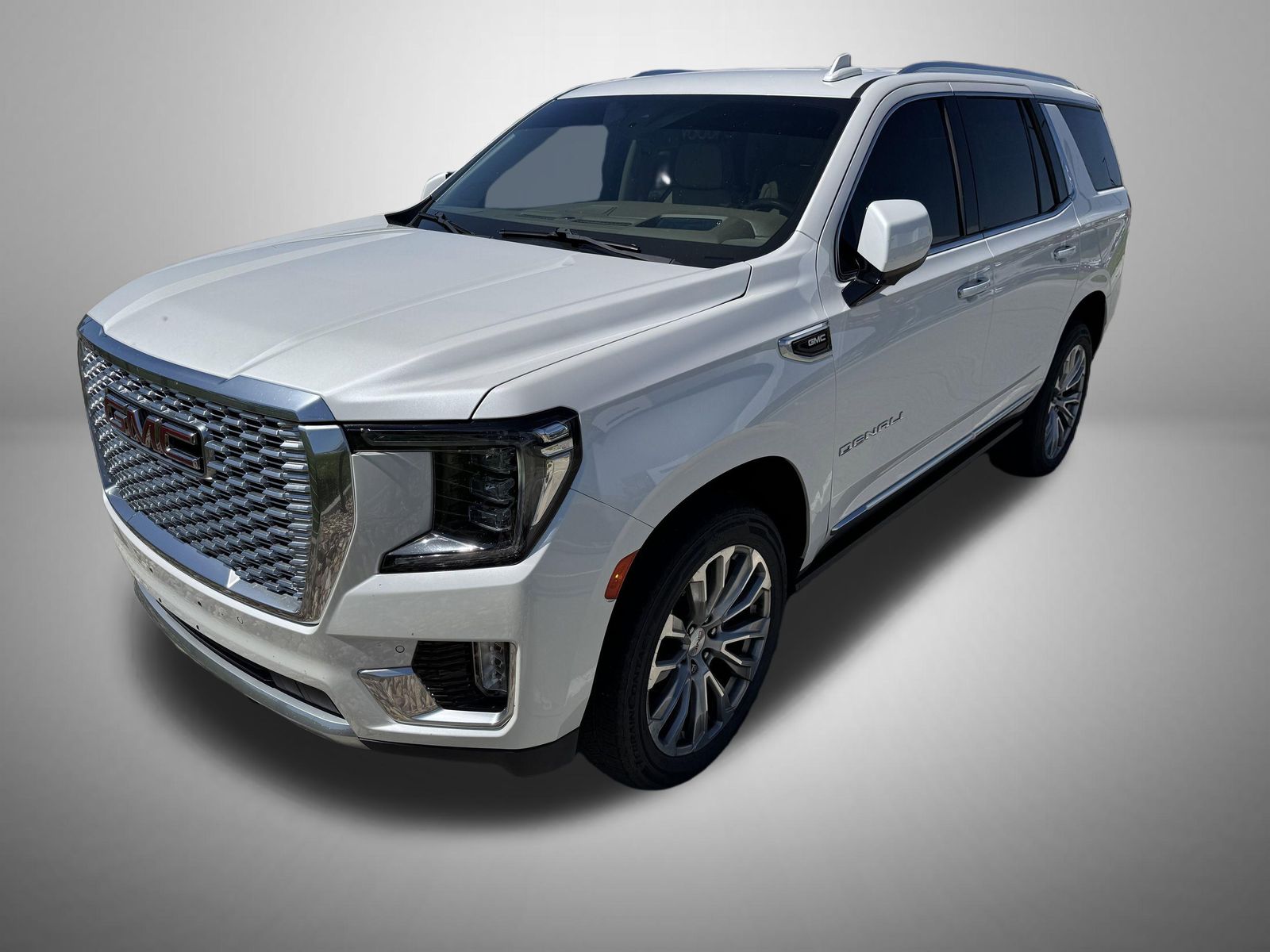 2022 GMC Yukon 4WD Denali's photo
