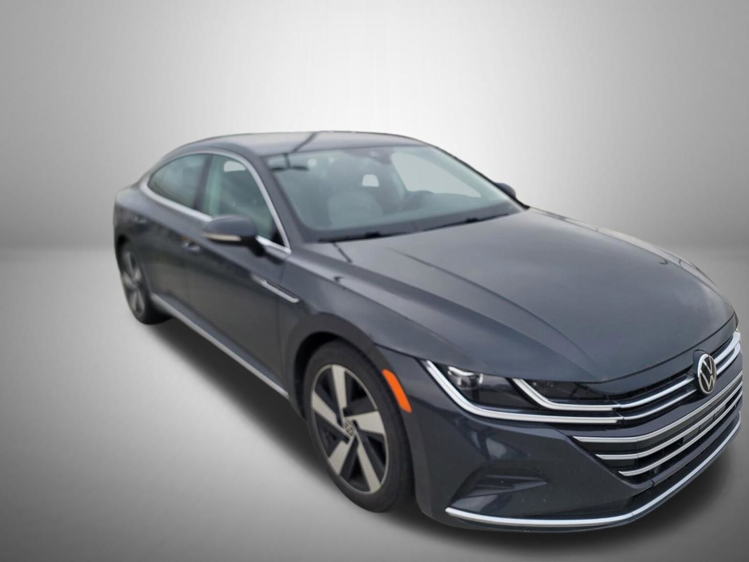 2021 Volkswagen Arteon SE photo 2