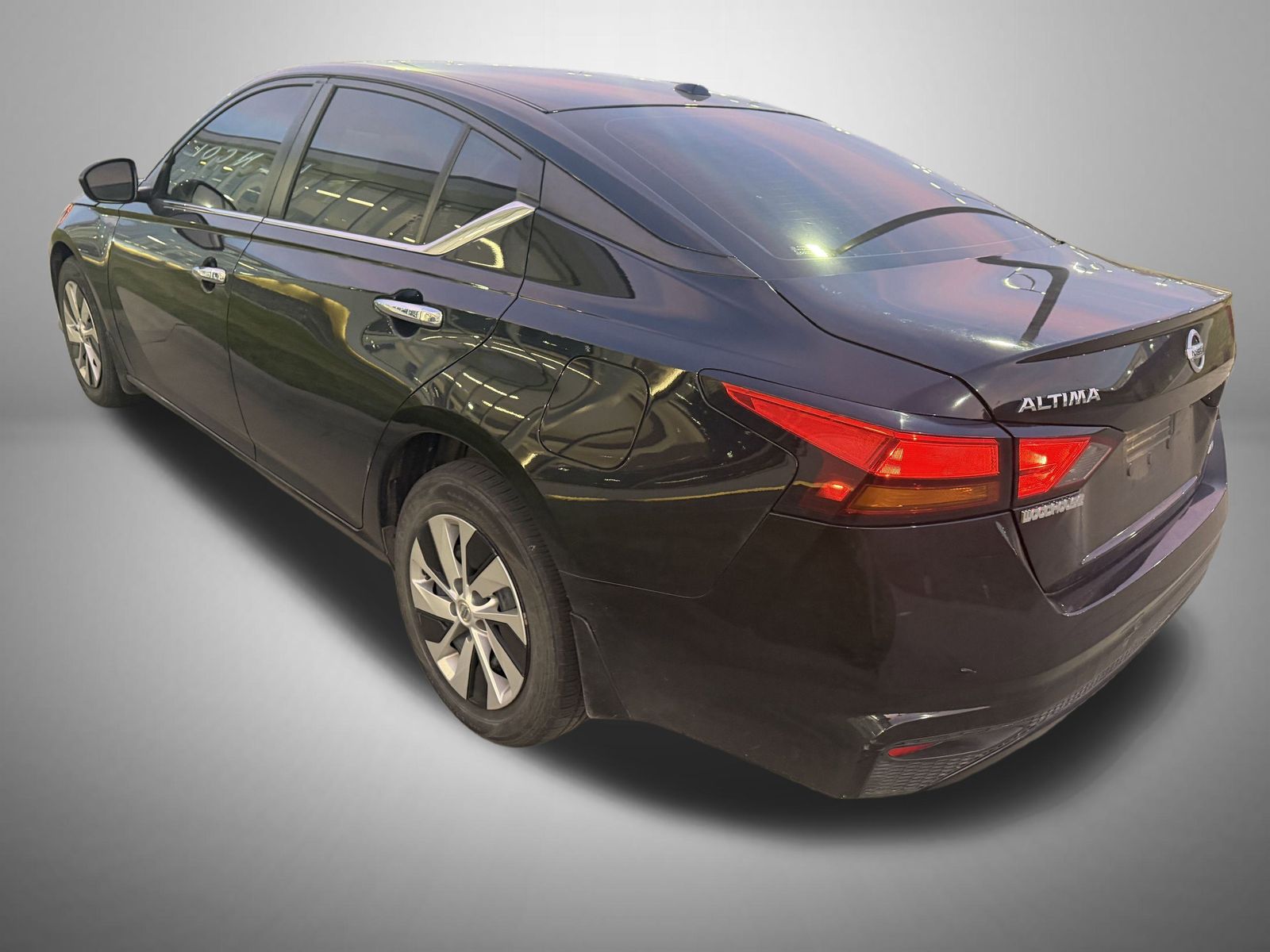 2020 Nissan Altima 2.5 S photo 3