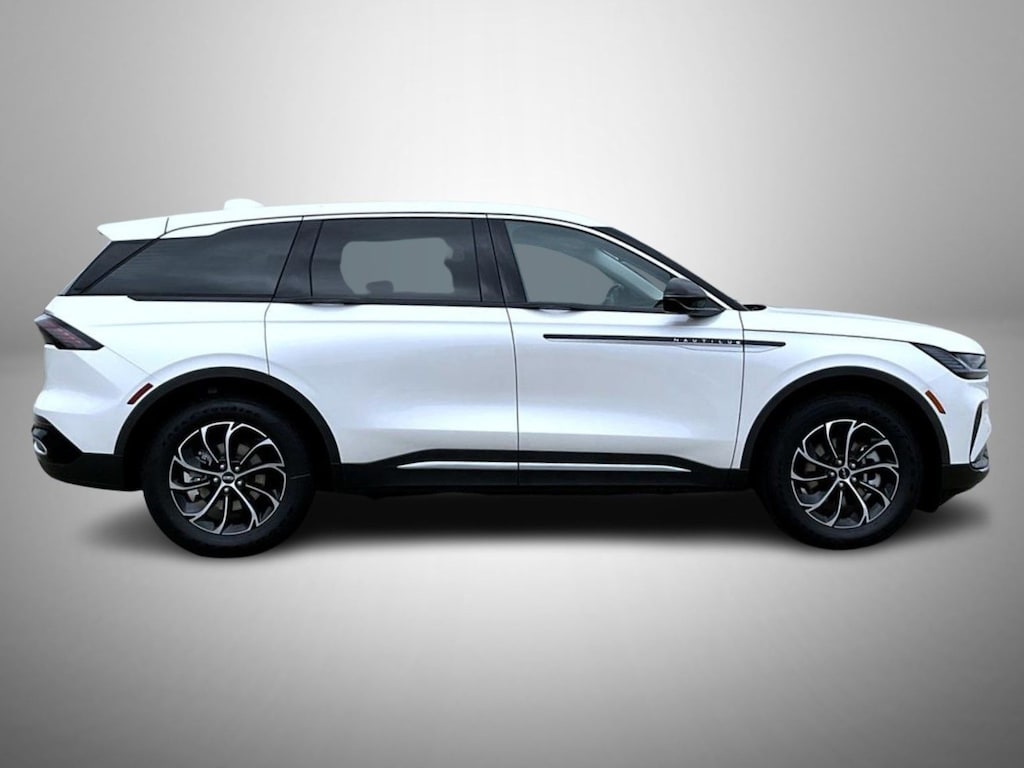 New 2026 Lincoln Nautilus Premiere SUV