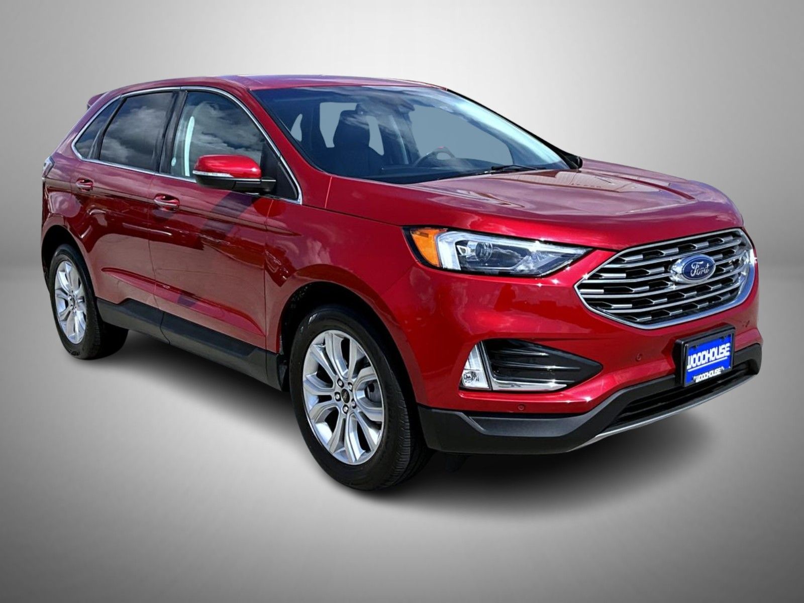 2024 Ford Edge Titanium photo 3
