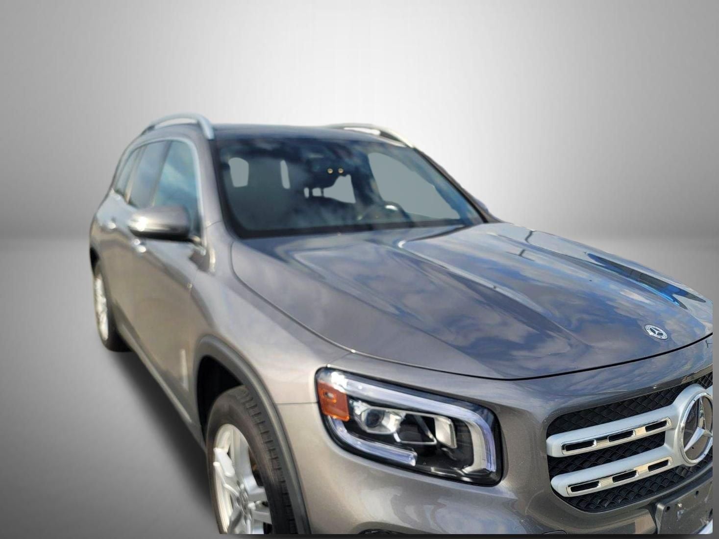 2021 Mercedes-Benz GLB GLB250 4MATIC's photo