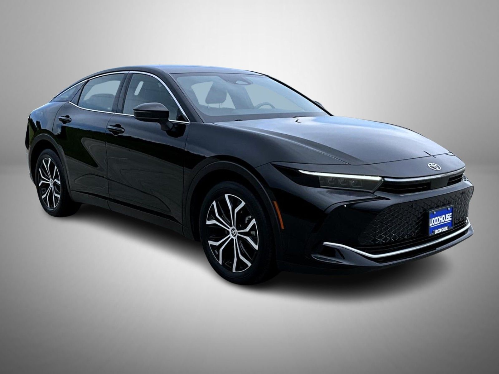 2024 Toyota Crown XLE photo 3