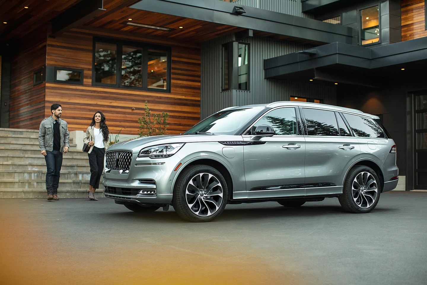 2023 Lincoln Aviator Parked at Home.png