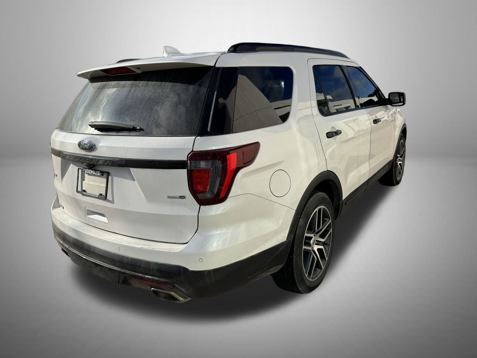 2017 Ford Explorer Sport photo 2