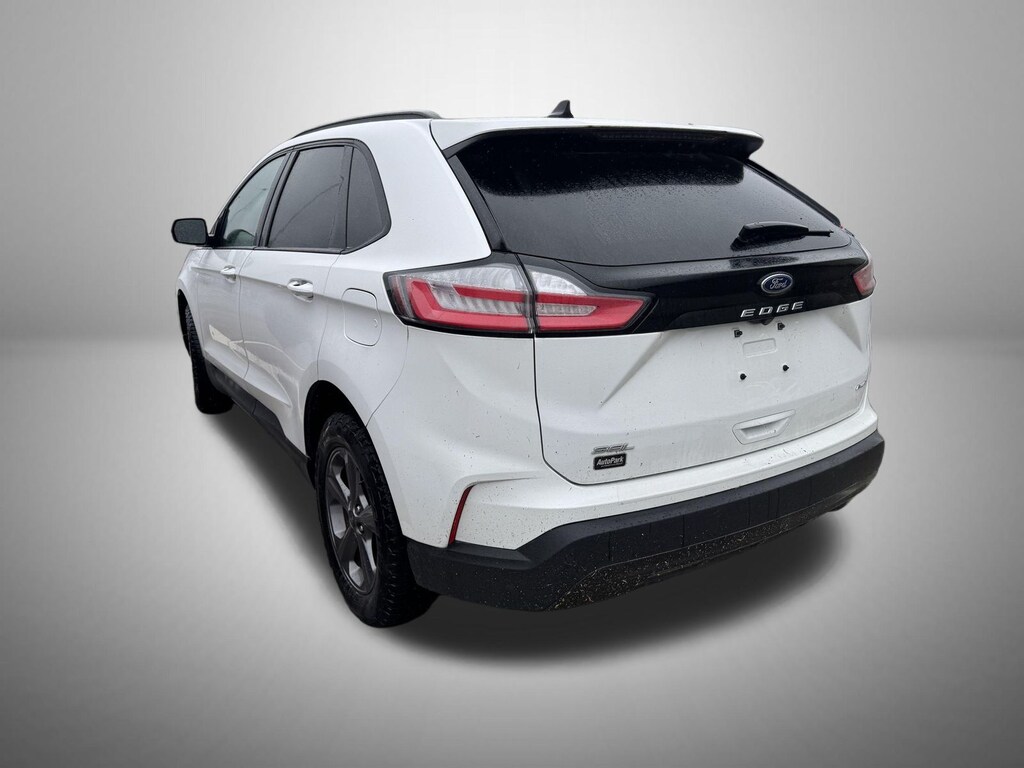 Used 2024 Ford Edge SEL SUV