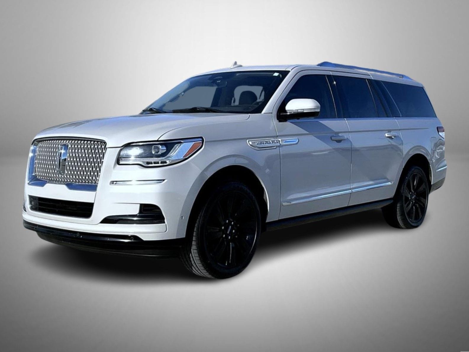 2022 Lincoln Navigator Reserve L's photo
