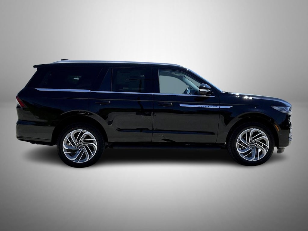 New 2026 Lincoln Navigator Premiere SUV
