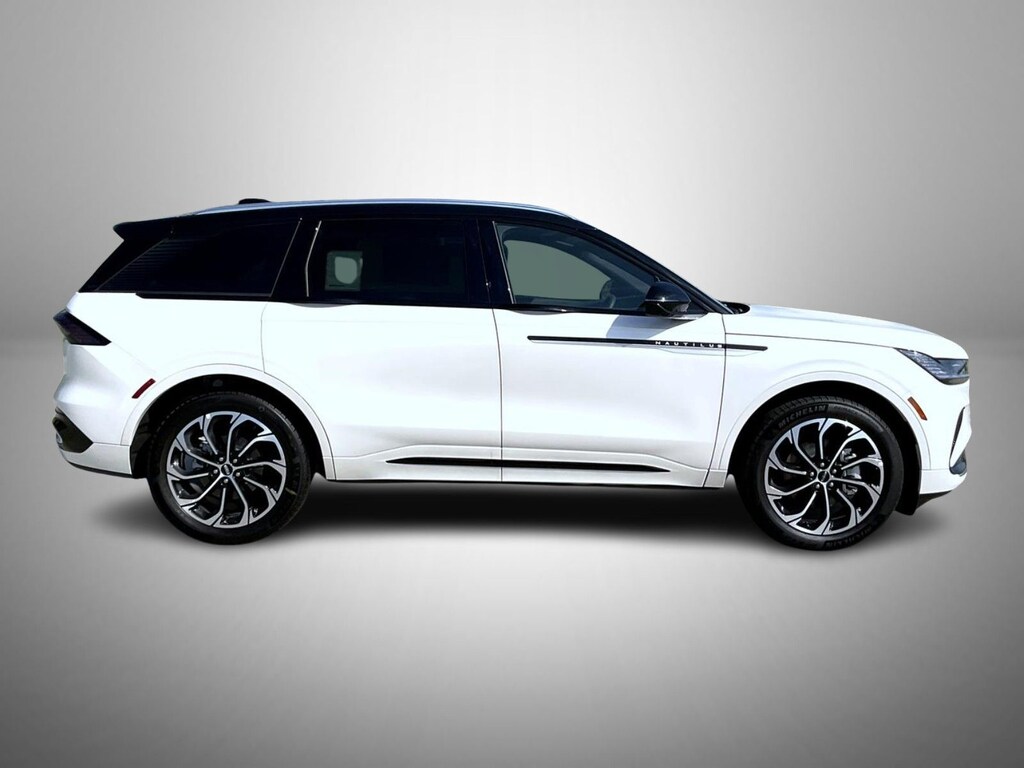 New 2026 Lincoln Nautilus Reserve SUV