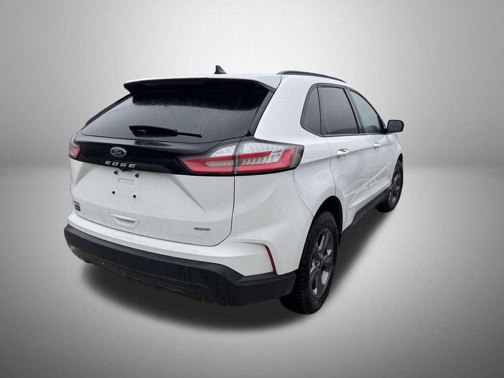 Used 2024 Ford Edge SEL SUV