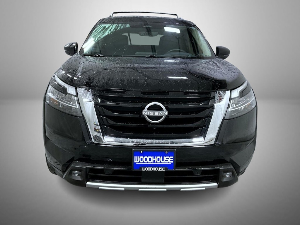 Used 2023 Nissan Pathfinder Platinum SUV