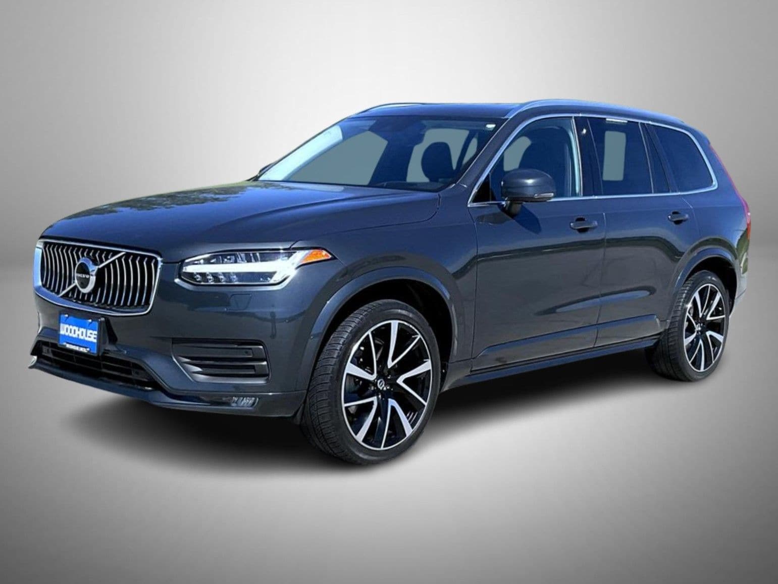2021 Volvo XC90 T6 Momentum AWD's photo