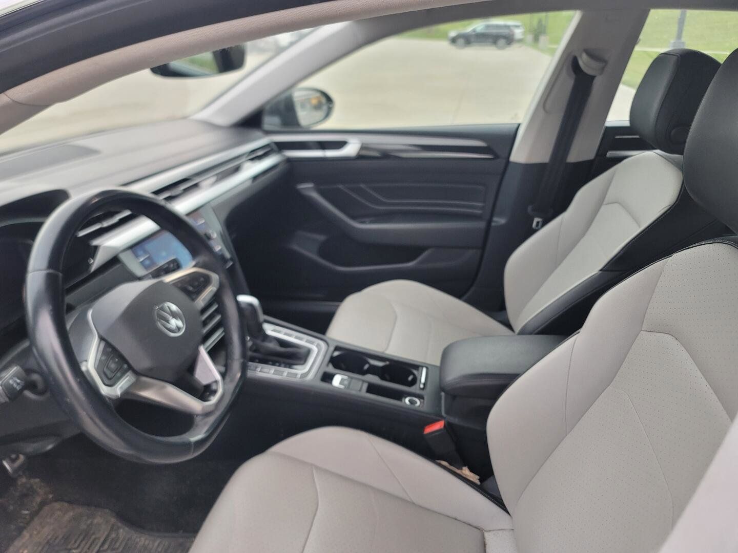 2021 Volkswagen Arteon SE photo 4