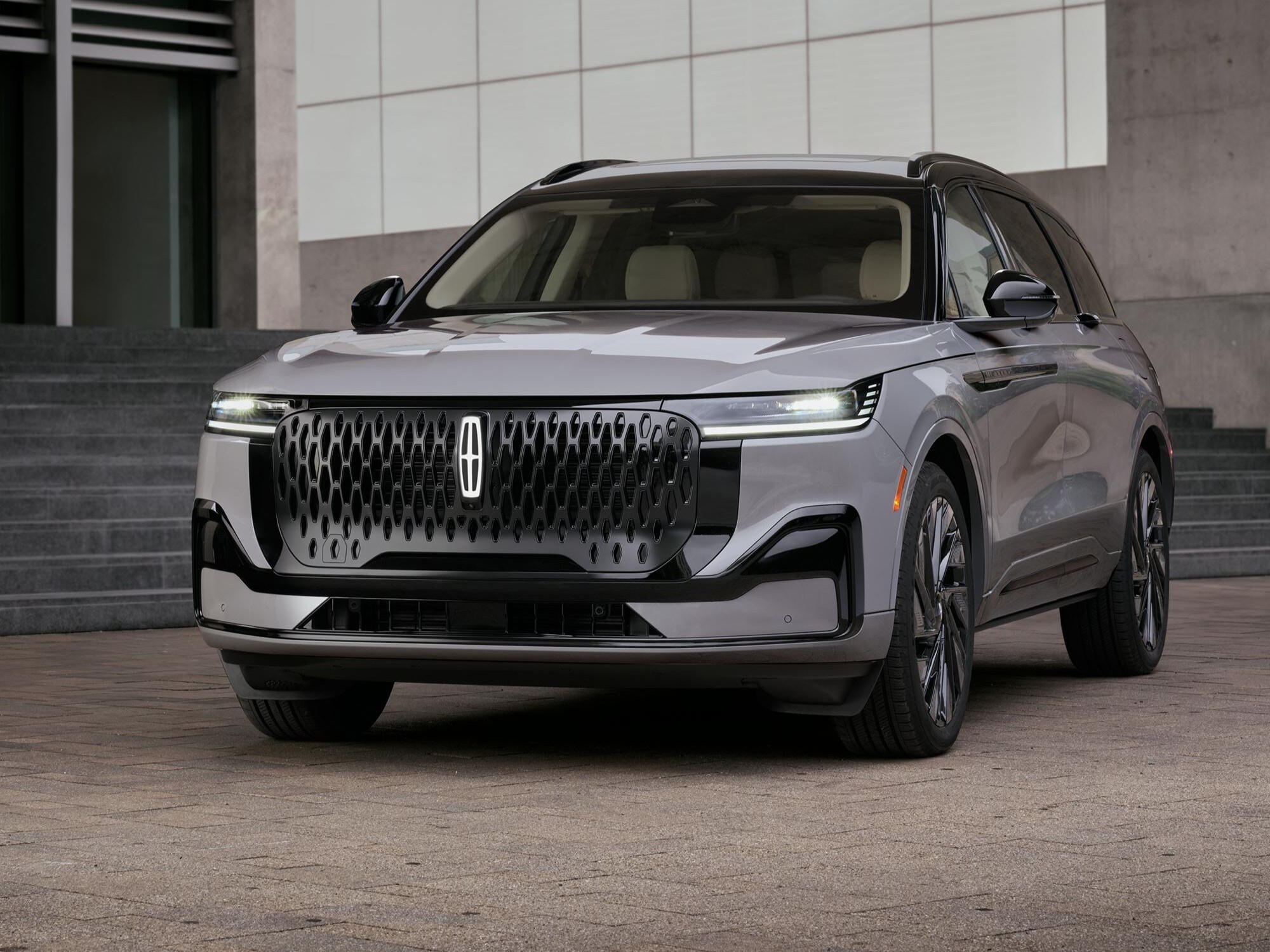 2027 Lincoln Nautilus