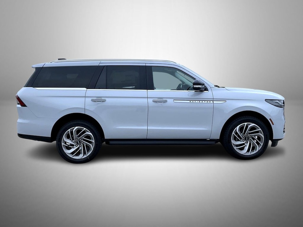 New 2026 Lincoln Navigator Premiere SUV