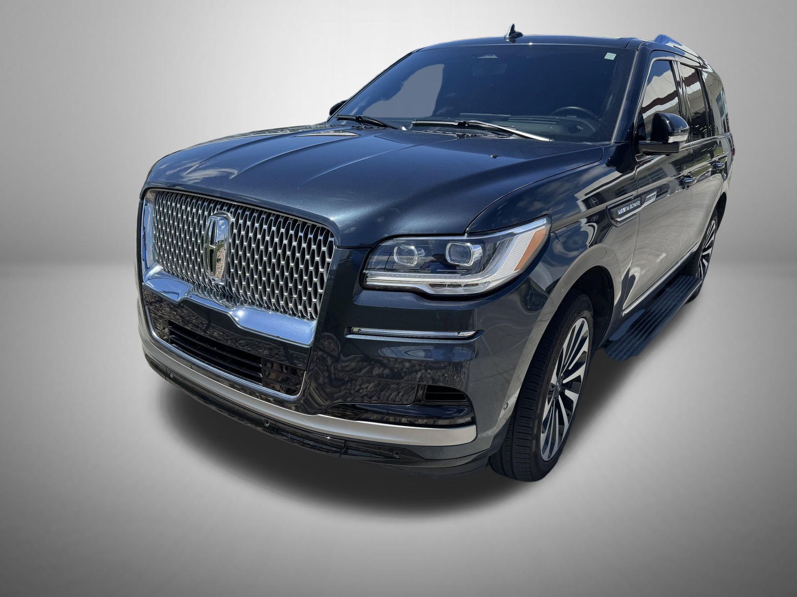 2024 Lincoln Navigator Reserve 4WD's photo
