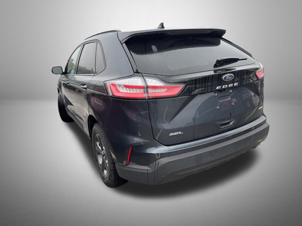 Used 2024 Ford Edge SEL SUV