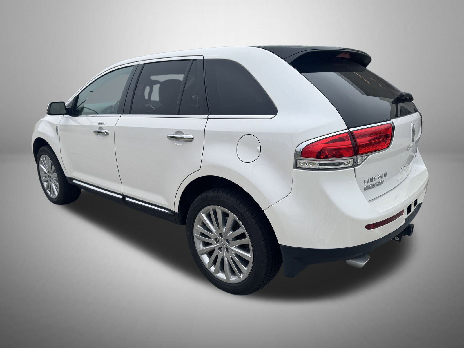 2014 Lincoln MKX Base photo 4