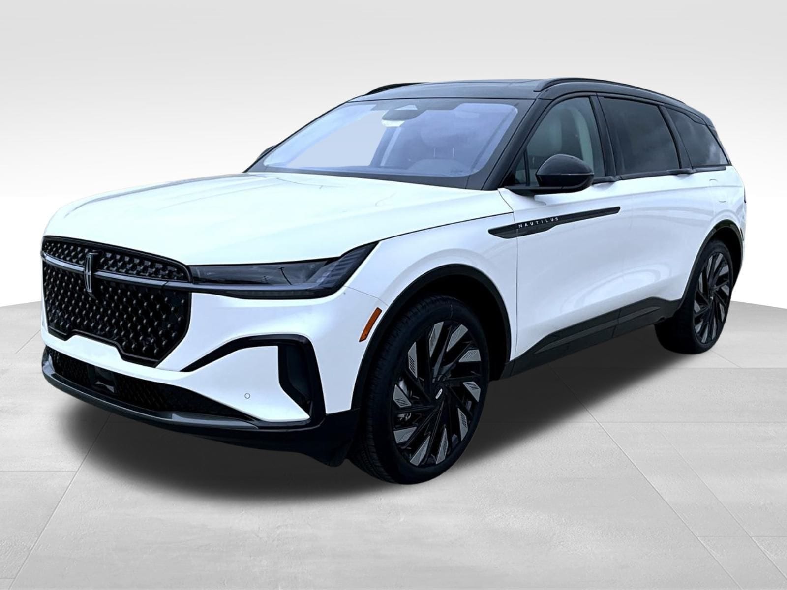 2026 Lincoln Nautilus Reserve's photo