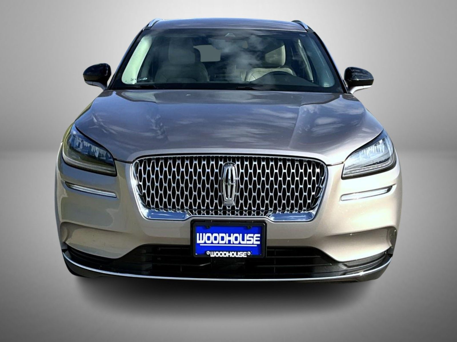 2021 Lincoln Corsair Standard photo 2