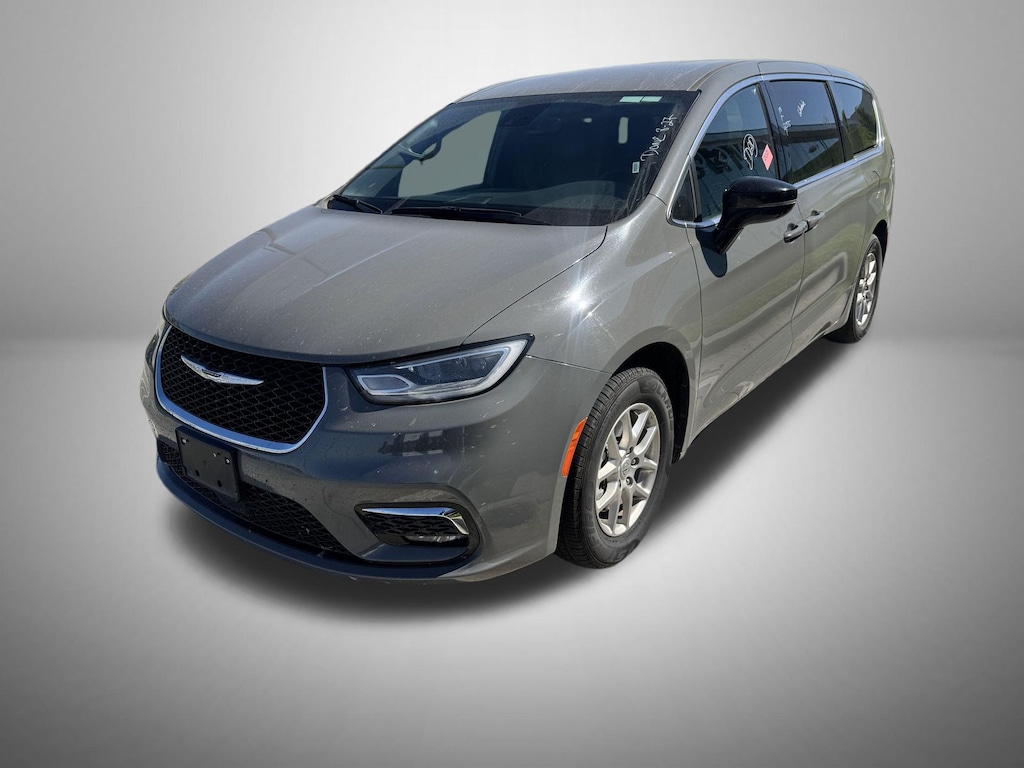 Used 2025 Chrysler Pacifica Select Minivan/Van