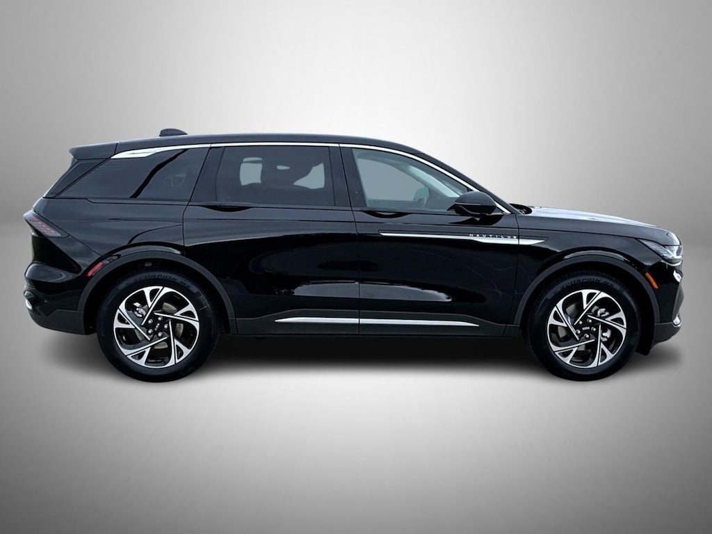 New 2026 Lincoln Nautilus Premiere SUV