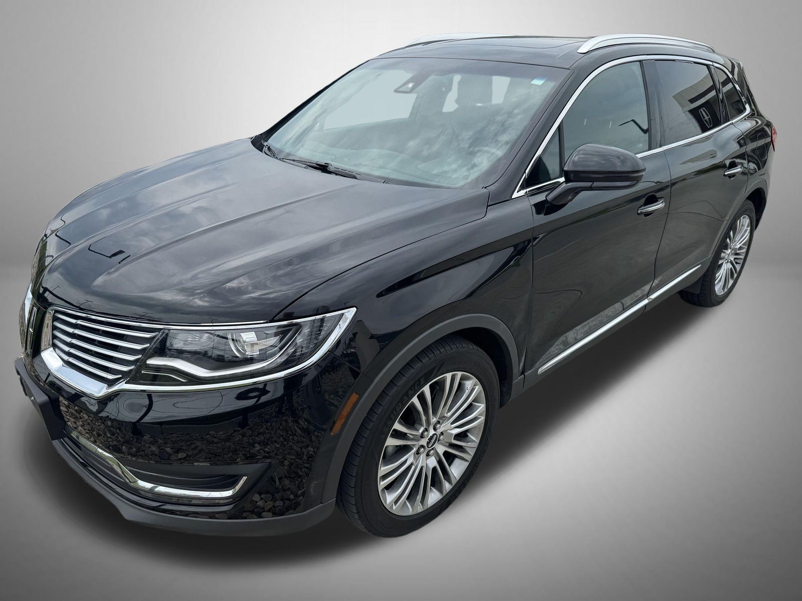 2017 Lincoln MKX Reserve AWD's photo