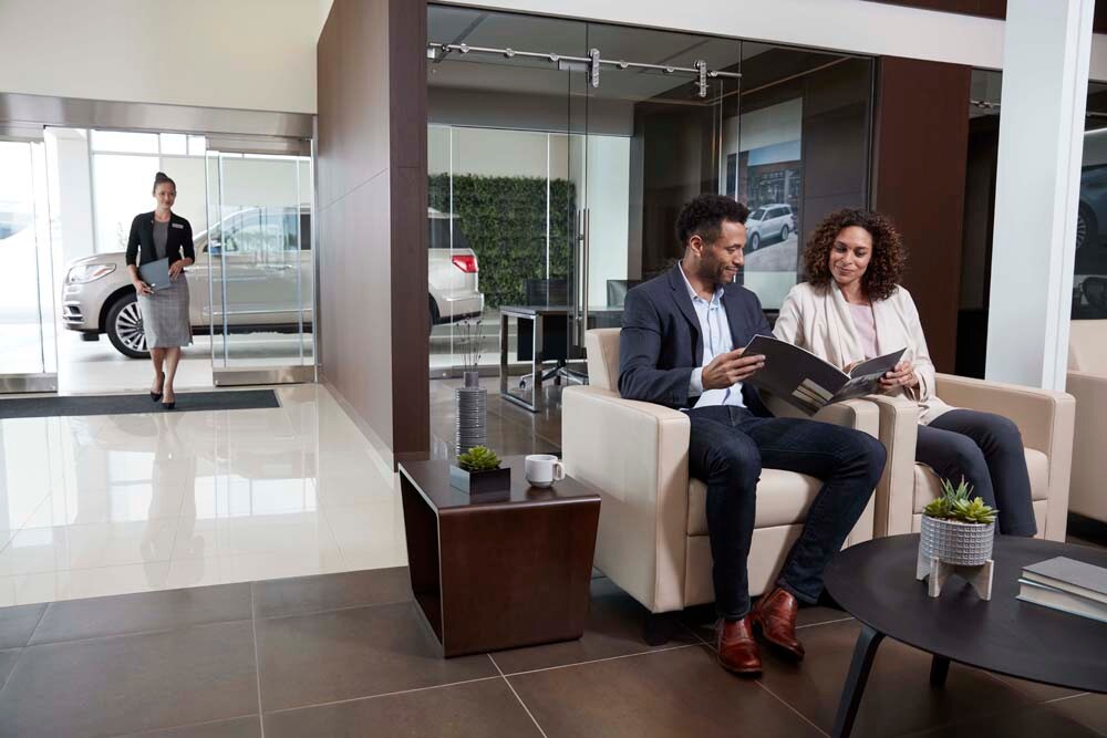 Lincoln_Service_Lounge_6.jpg