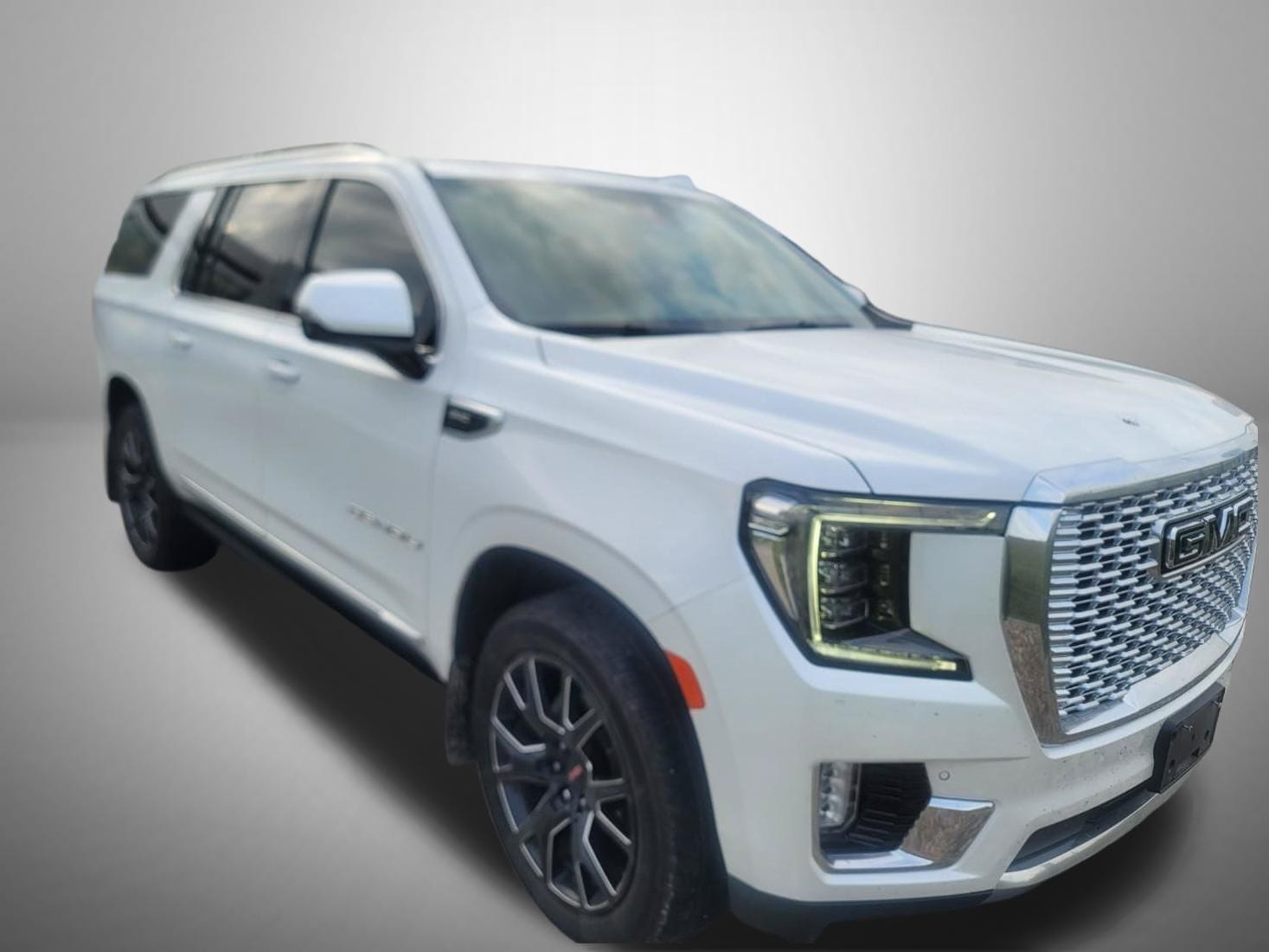 2023 GMC Yukon Denali AWD's photo