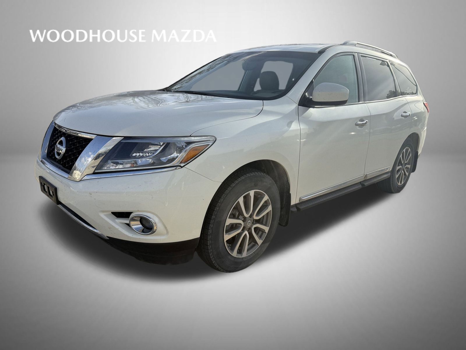 2016 Nissan Pathfinder SL