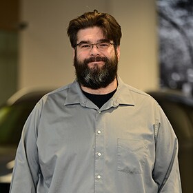 Staff member Jason Barnes from ID_b46bc4ce3683