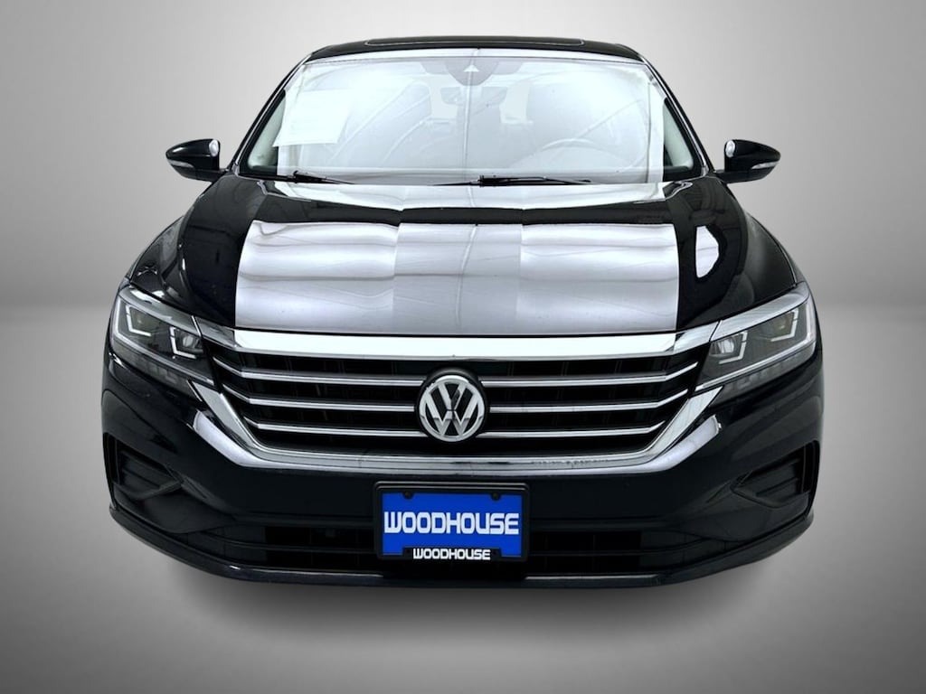 Used 2021 Volkswagen Passat 2.0T SE Sedan