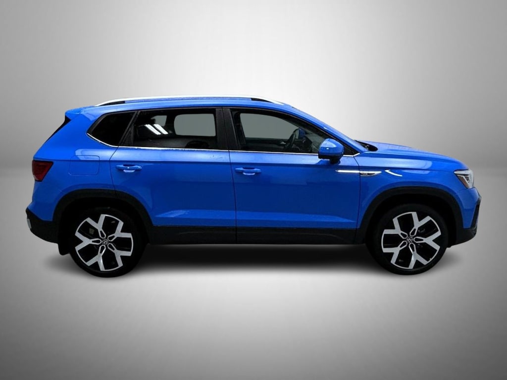 Used 2022 Volkswagen Taos 1.5T SEL SUV