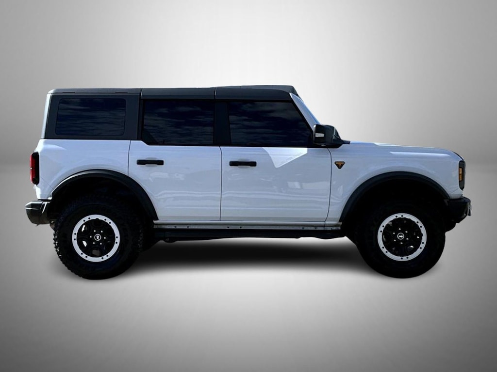 Used 2023 Ford Bronco Badlands SUV