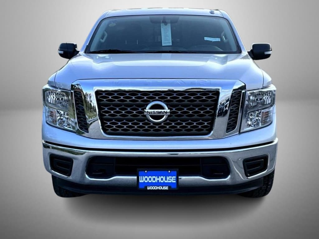 Used 2017 Nissan Titan SV King Cab