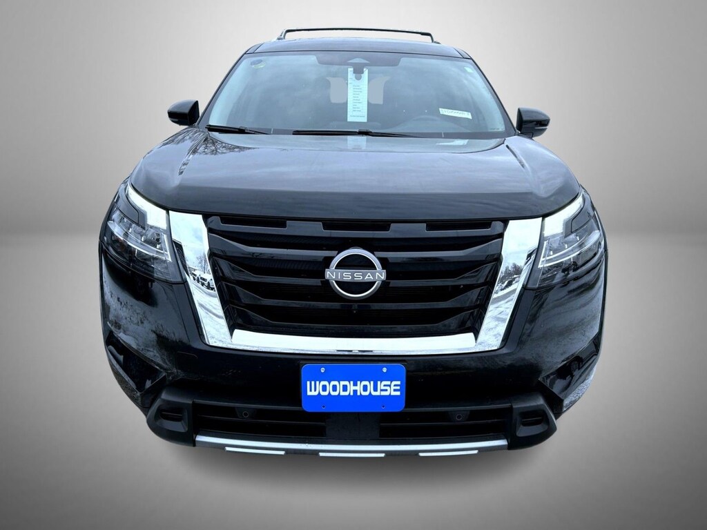 Used 2024 Nissan Pathfinder SL SUV