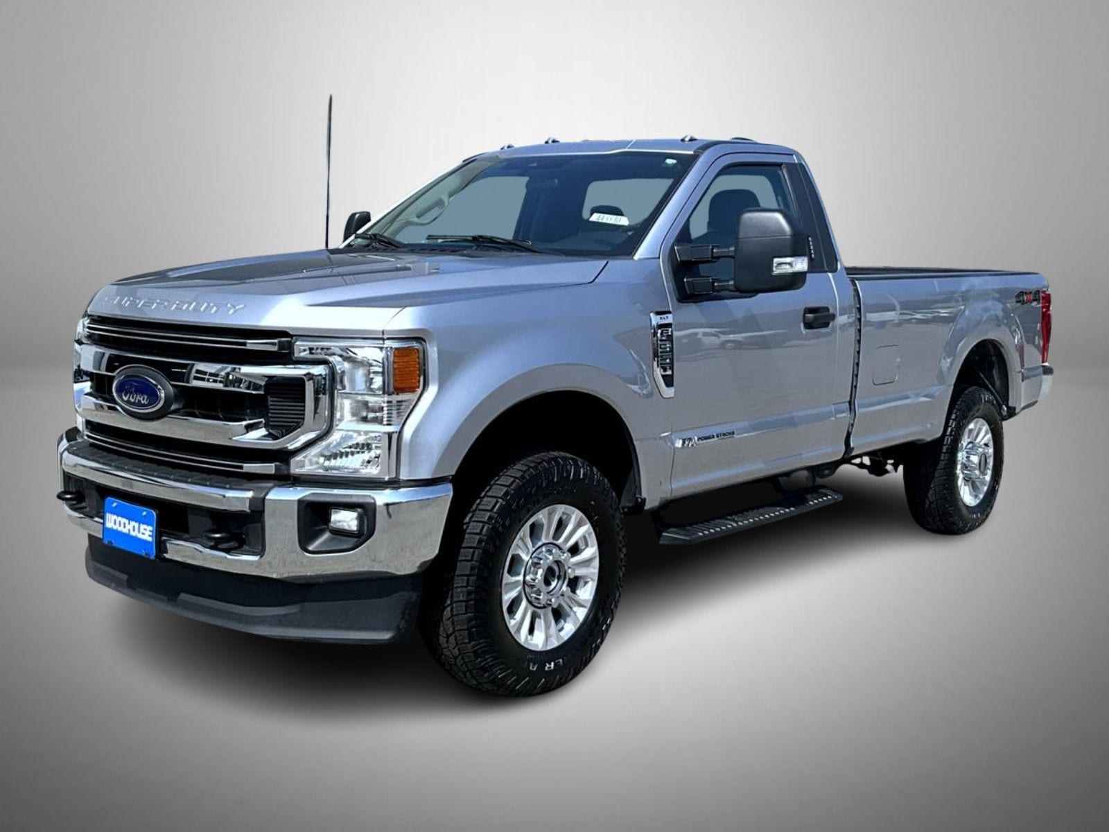 2022 Ford F-350 Super Duty XLT's photo