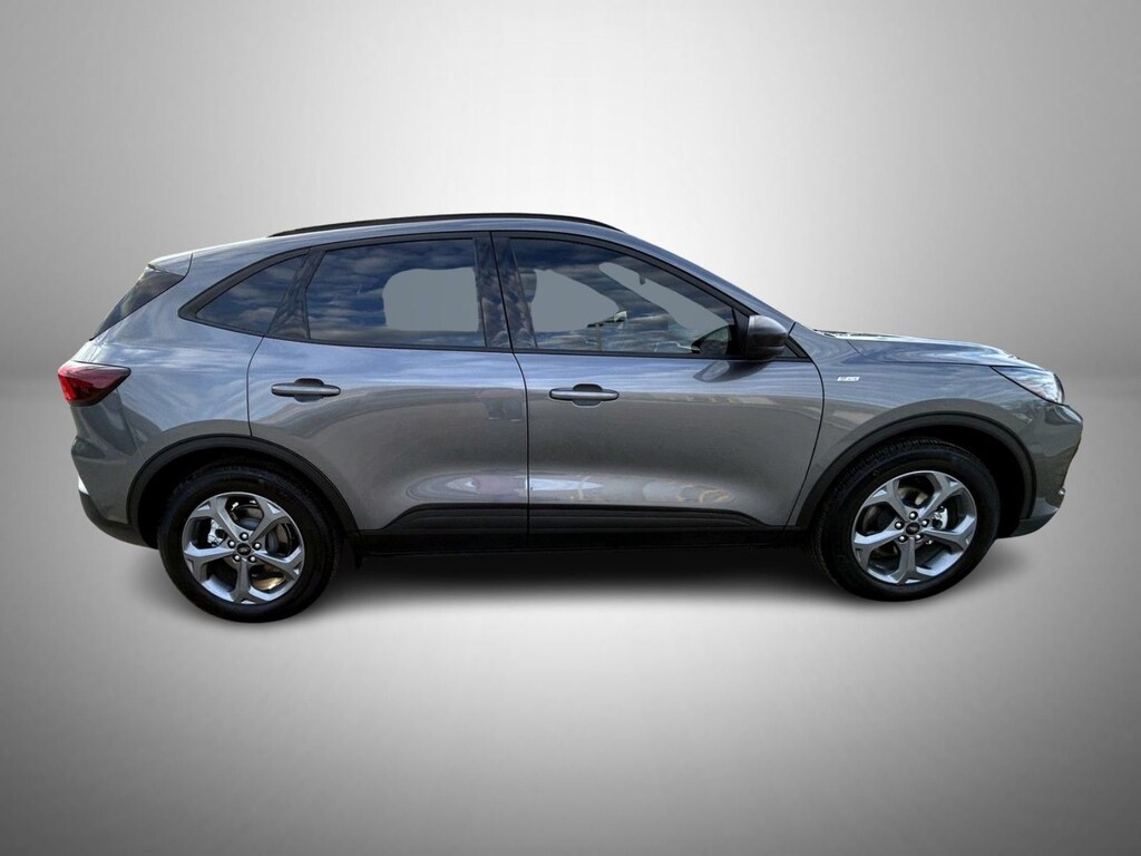 Used 2025 Ford Escape Hybrid ST-Line SUV