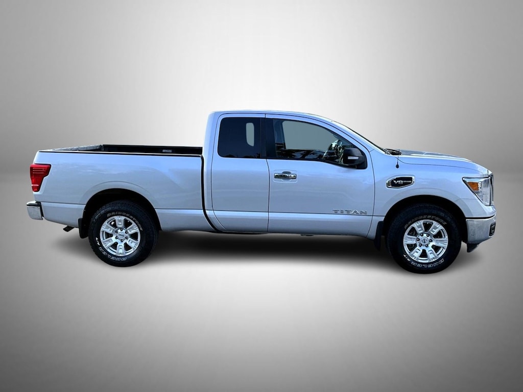 Used 2017 Nissan Titan SV King Cab