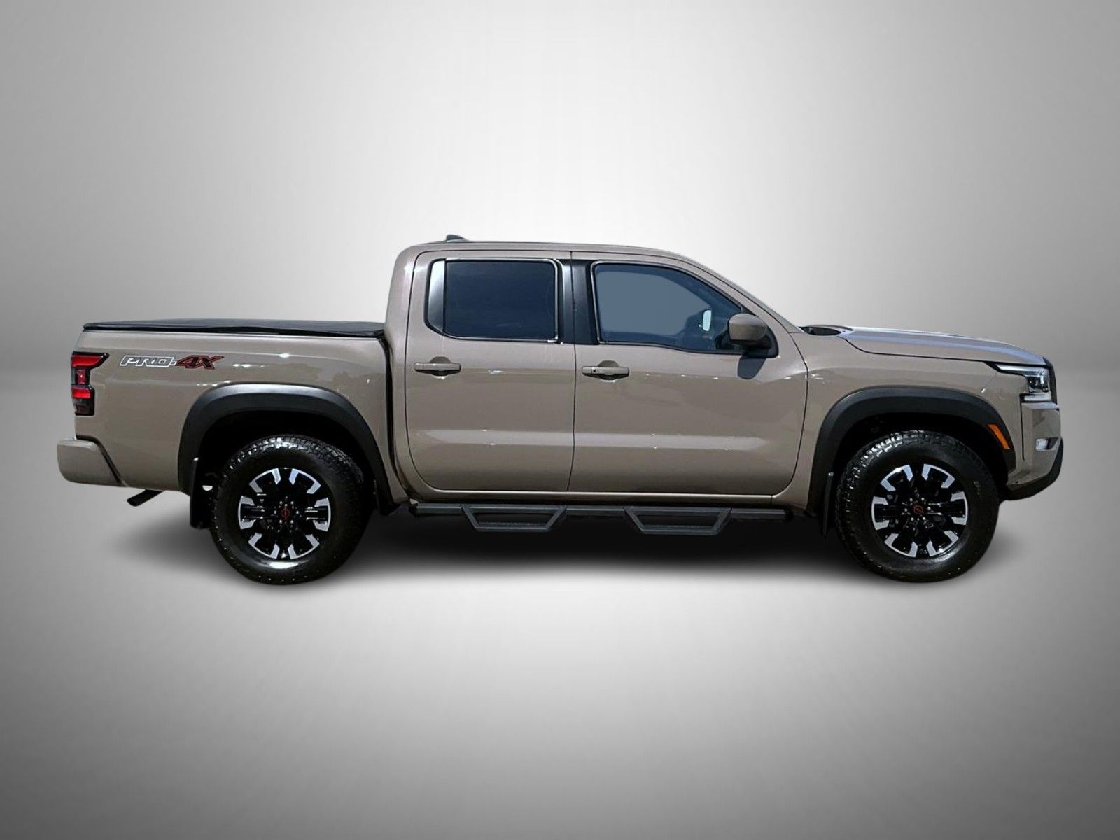 2023 Nissan Frontier PRO-4X photo 3