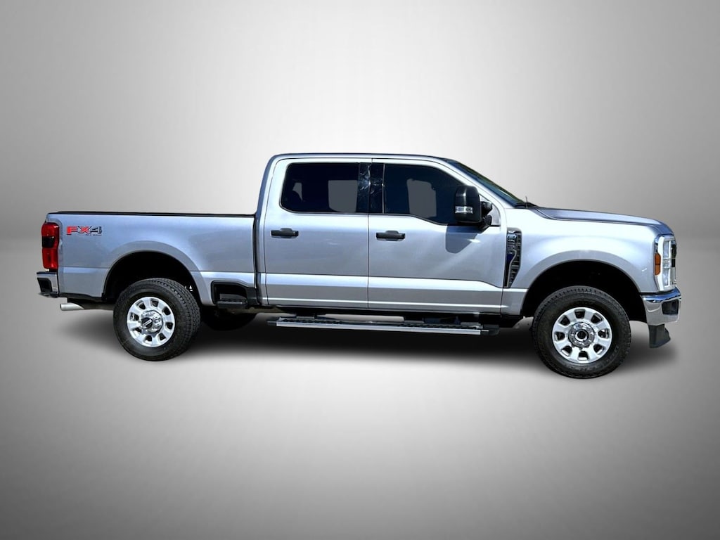 Used 2024 Ford F-250SD XLT Truck