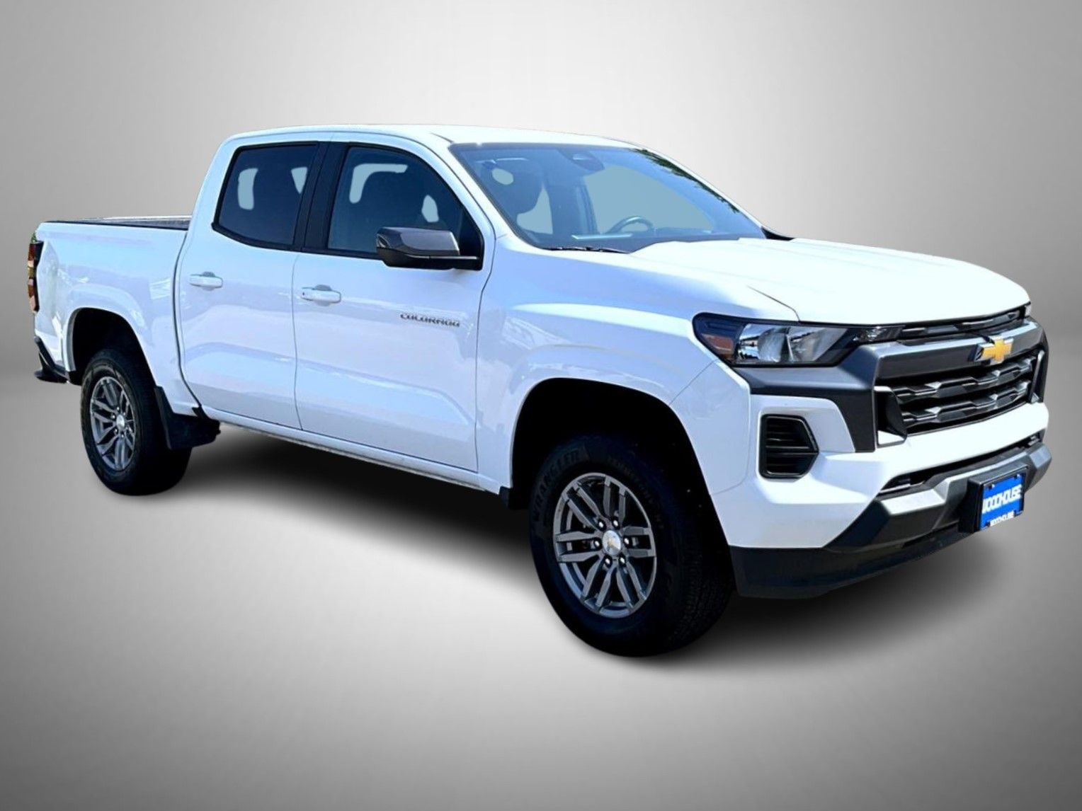 2023 Chevrolet Colorado LT photo 3