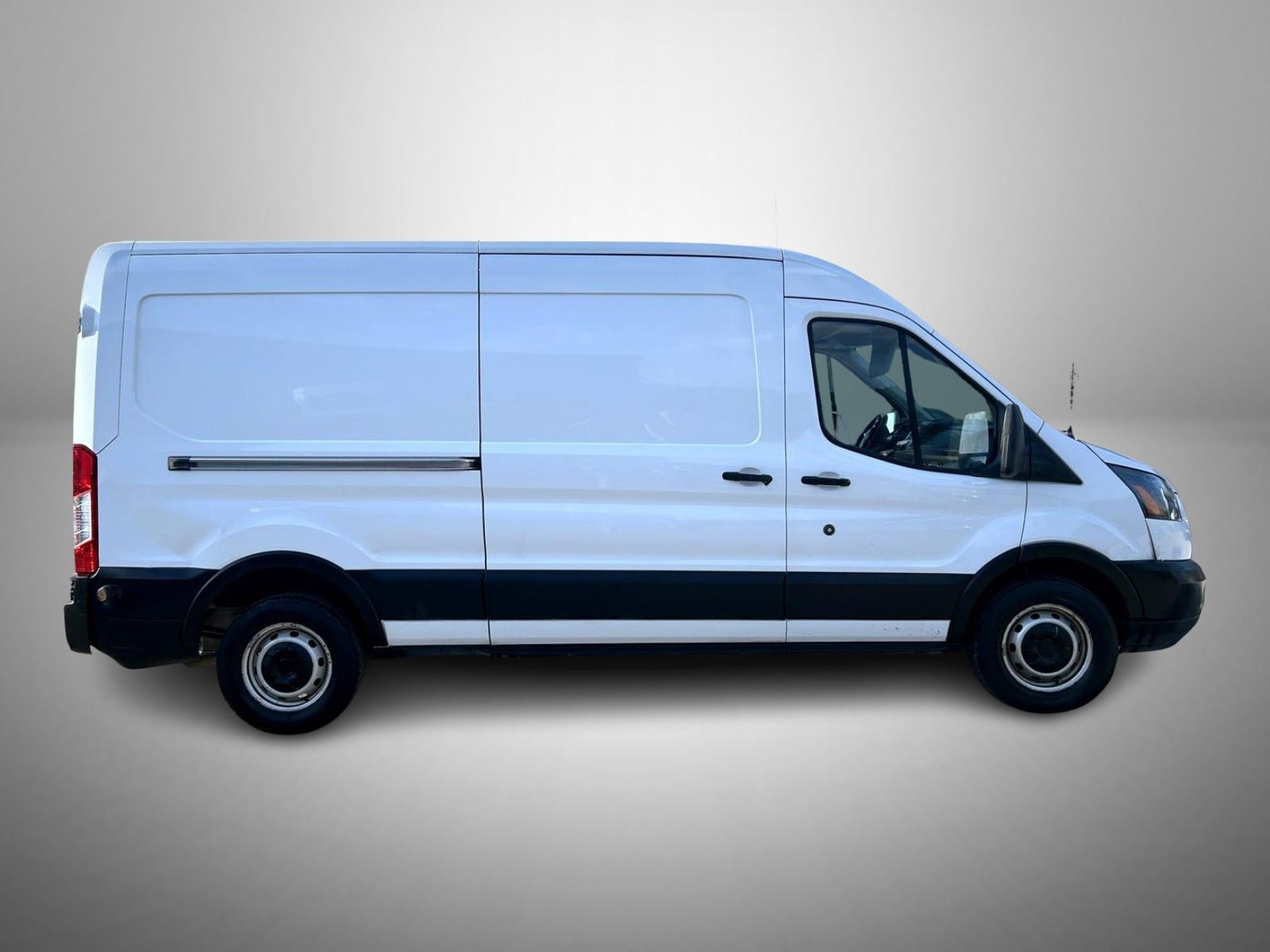 2019 Ford Transit photo 4