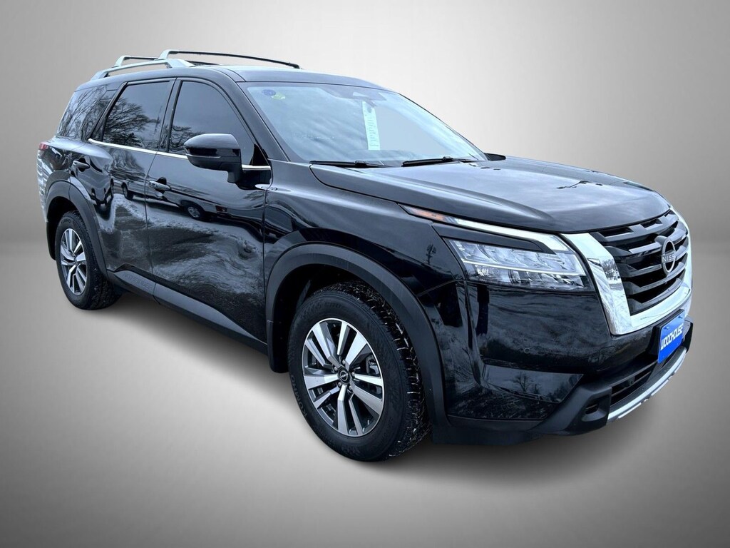 Used 2024 Nissan Pathfinder SL SUV