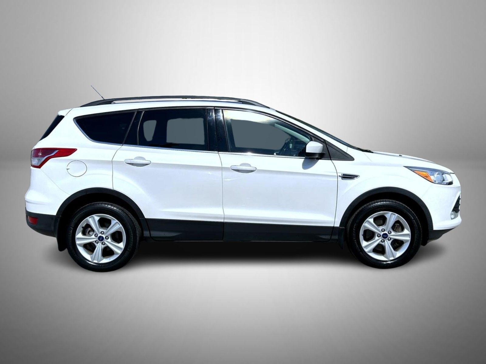 2016 Ford Escape SE photo 4