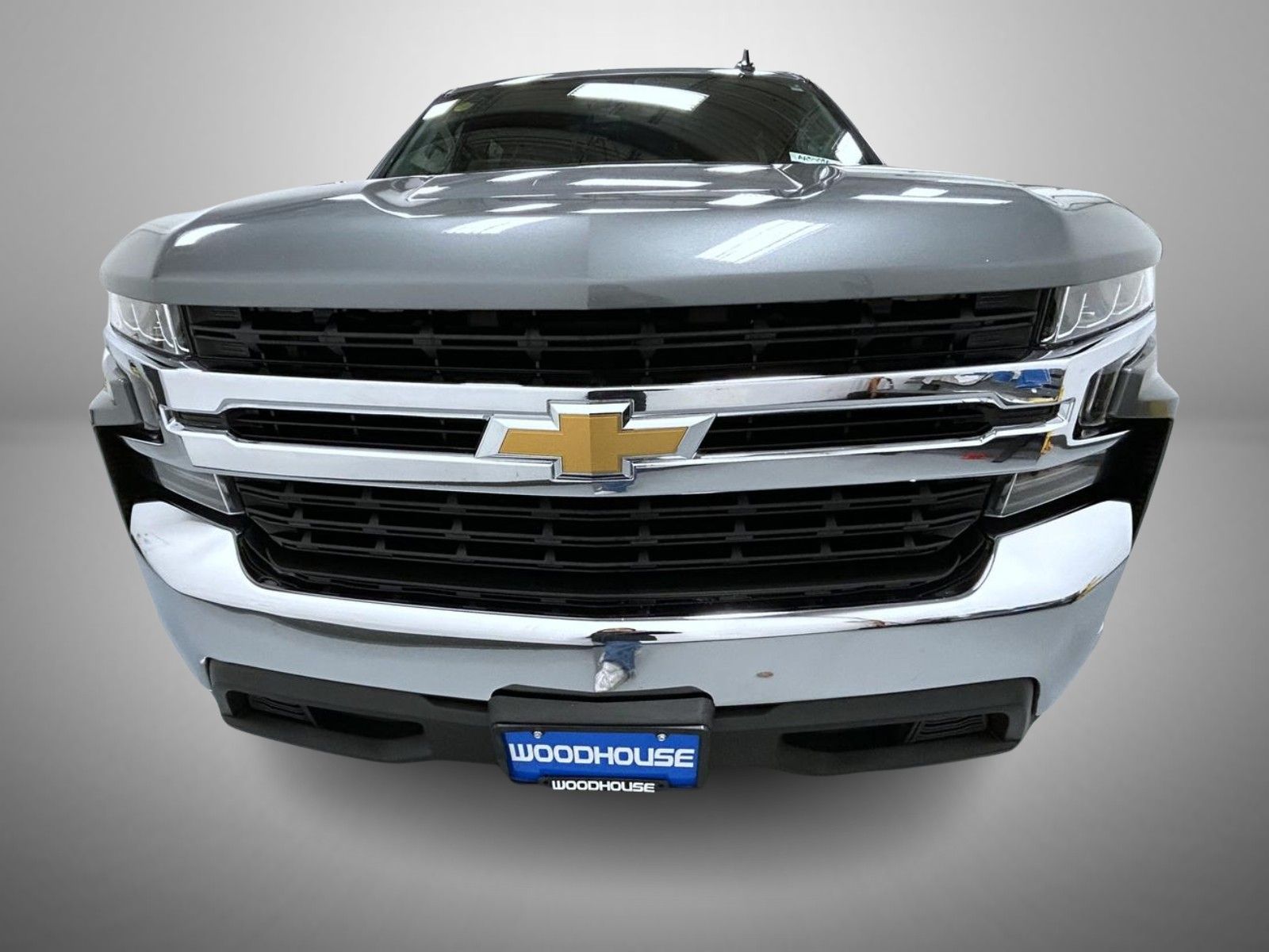 2020 Chevrolet Silverado 1500 LT photo 2