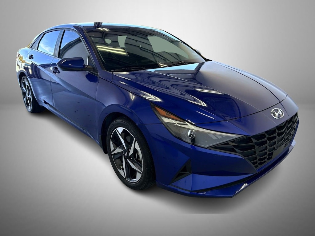 Used 2023 Hyundai Elantra SEL Sedan