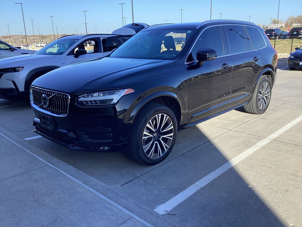 Used 2020 Volvo XC90 T5 Momentum 7 Passenger SUV